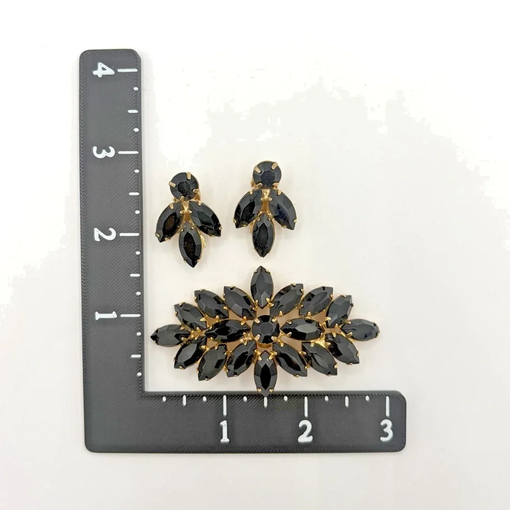 Vintage Black Navette Rhinestone Brooch‎ Clip Earrings Set Gold Tone Mid Century